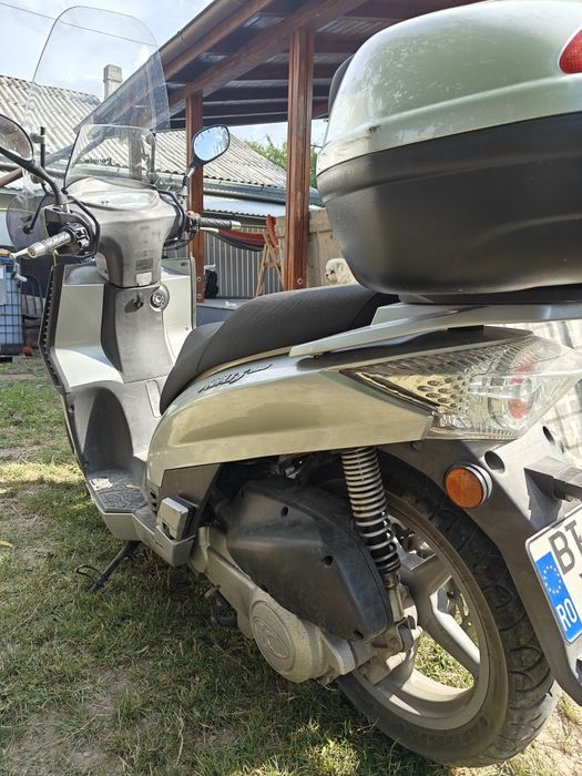 Scuter Kymco 250