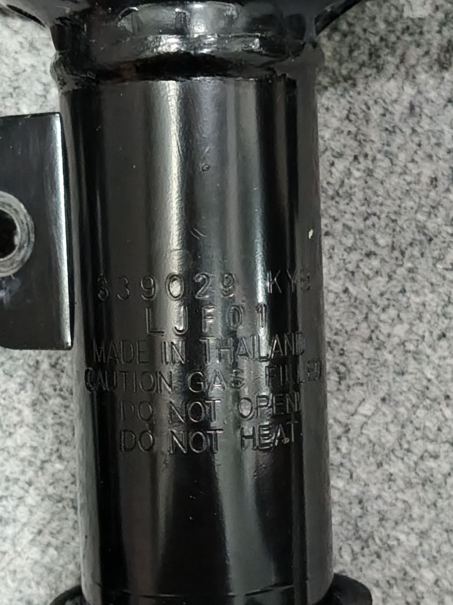 IDIAL KYB GENTRAGa kop yurmagan