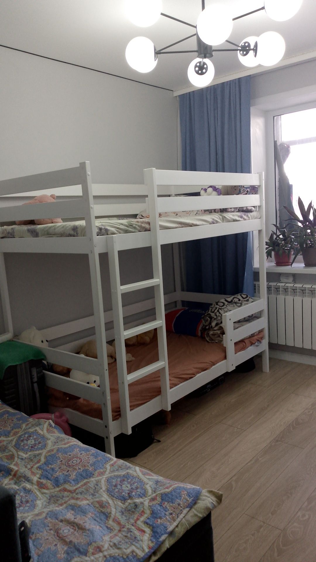 Продам детскую двухъярусную кровать
