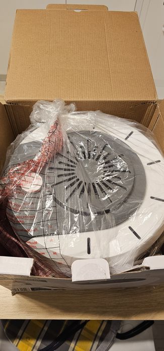 Aparat de uscat fructe sau legume