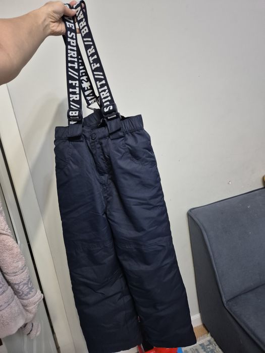 Продам зимний  полукомбинезон,  почти новый