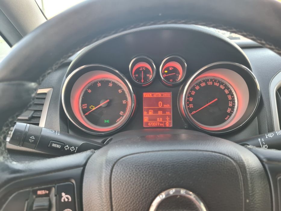 Vând Opel Astra j facelift ediție limitată Opel 150 ani