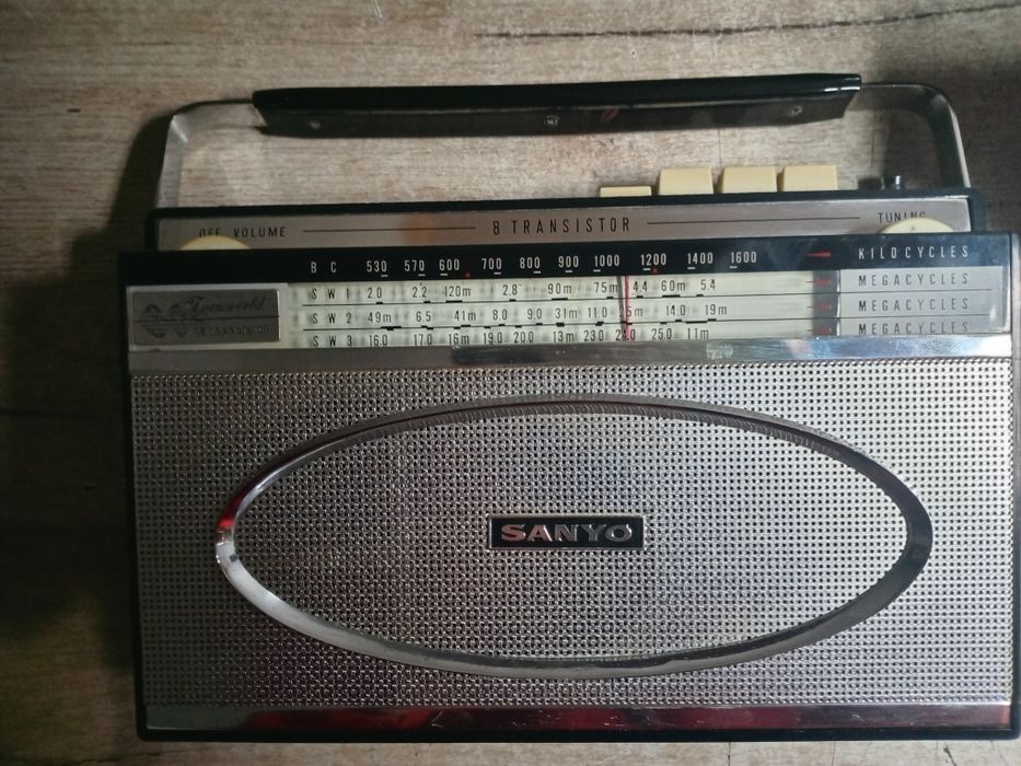 Radio vintage ,anii ' 70- functionale