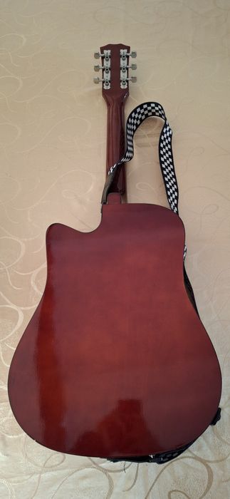 Chitara acustică cu husă și accesorii