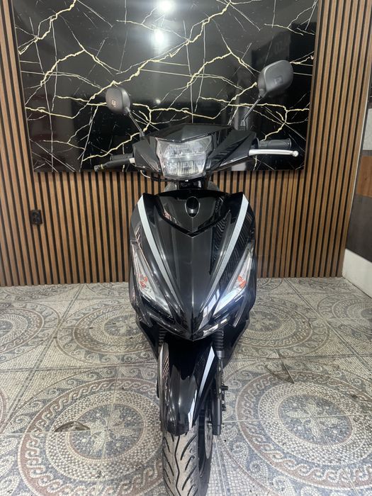 PROMITIE SCUTERE 125 cc benzina nou 0 km