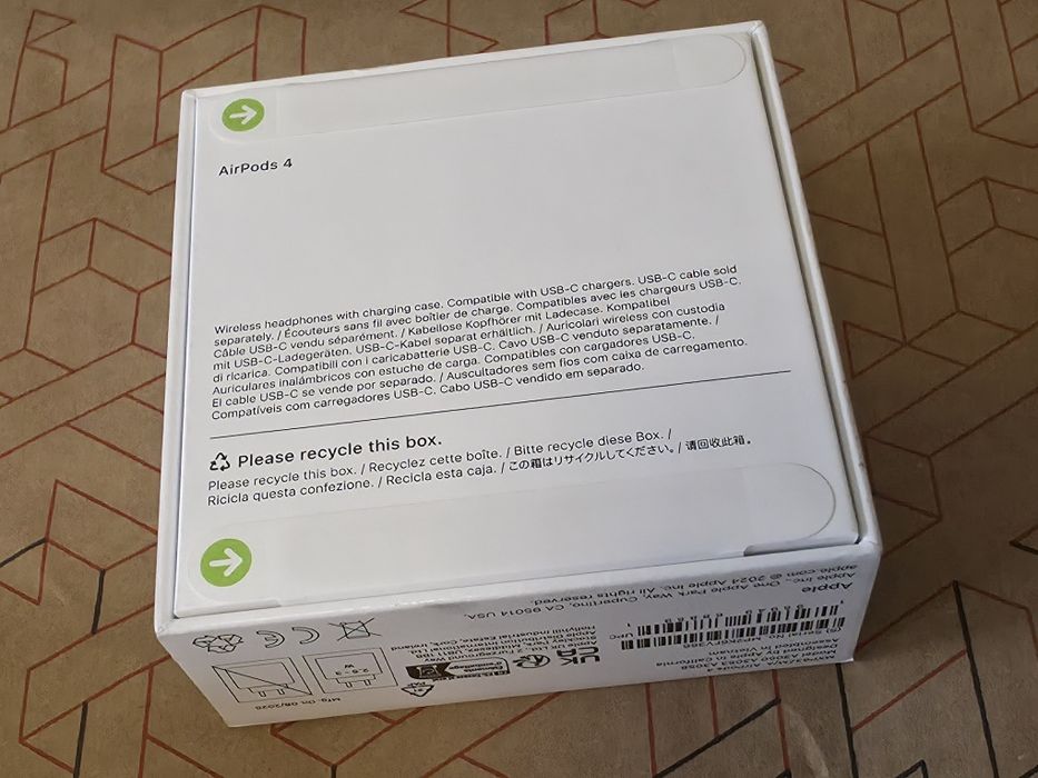 ЗАПЕЧАТАНИ Apple AirPods 4 Wireless Гаранция A1 2027г. White / Бели