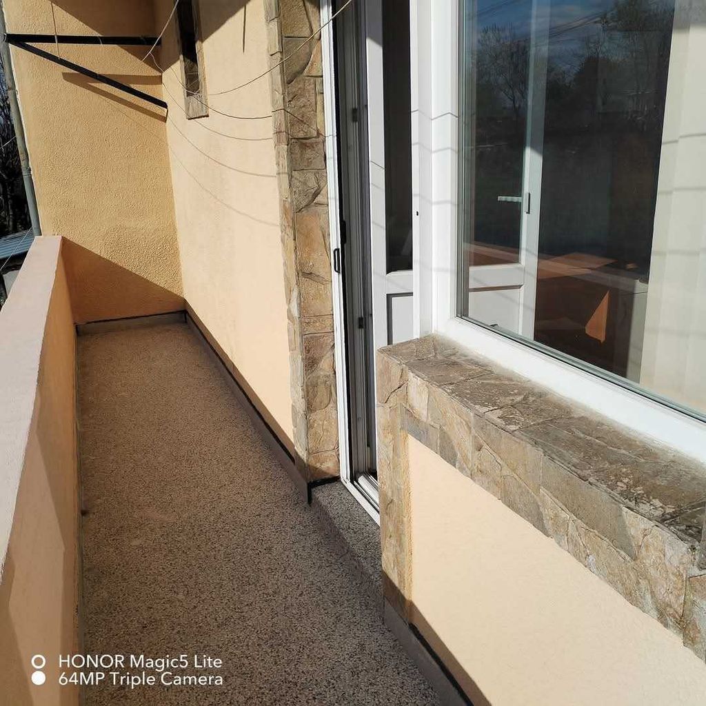 Дава се под наем Етаж от къща в Варна, Левски - 100 кв.м за 663 € - Снимка #18