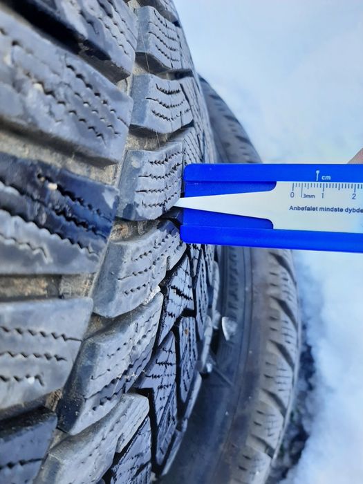 Зимни гуми Dunlop 245 40 19