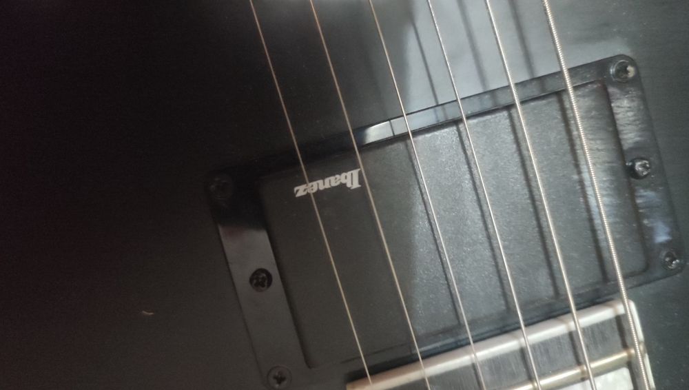 Электрогитара ibanez, гитара