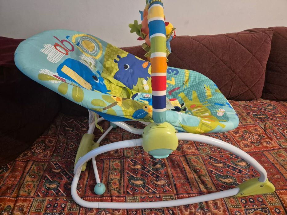 Balansoar pentru copii cu muzica si vibratii