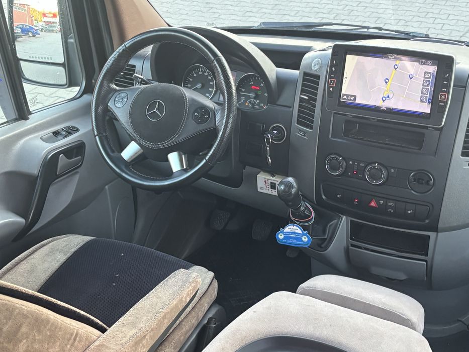 Mercedes Sprinter  319.  V6