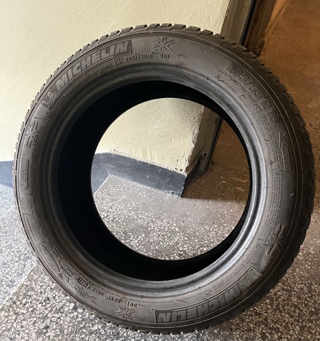 Mishelin alpin 5 205/55/91 r 16 runflat 4 зимни