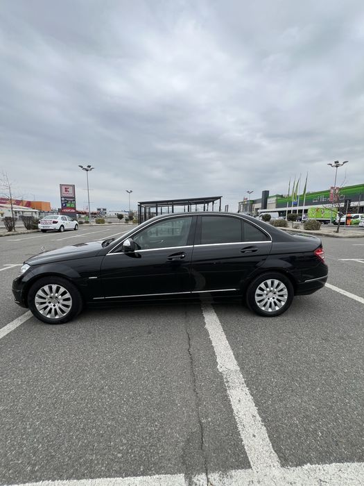 Vand sau schimb Mercedes-Benz C Class W204