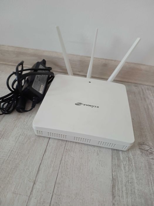 Access point Edimax Gigabit WAP1750, 3x3 AC Dual-Band PoE