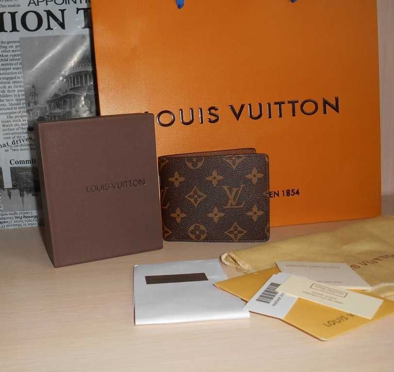 Portofel pentru bărbați Louis Vuitton. Franta 854