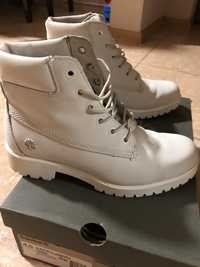 Bocanci Timberland noi