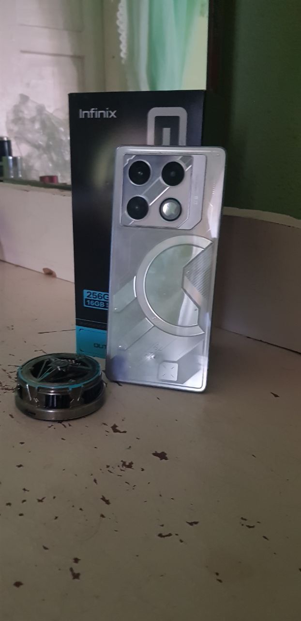 Infinix GT 20 pro telefoni 16/256gb xotira 144gers ekran