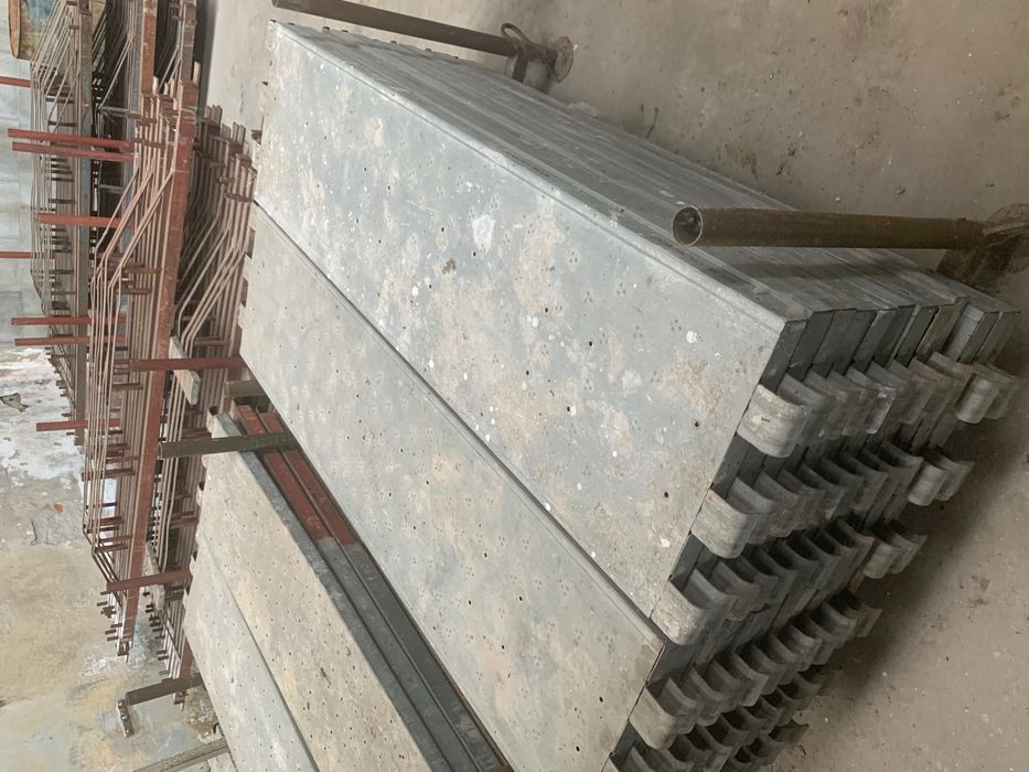 Schela Metalica tara Italia de inchiriat