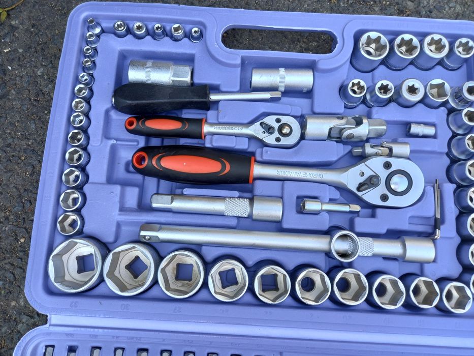 Trusa scule. 108 piese. Sigilata.