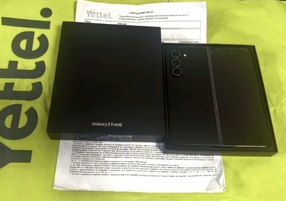 КАТО НОВ 256GB Samsung Z Fold 5 Yettel Гаранция 2026г. Black / Черен