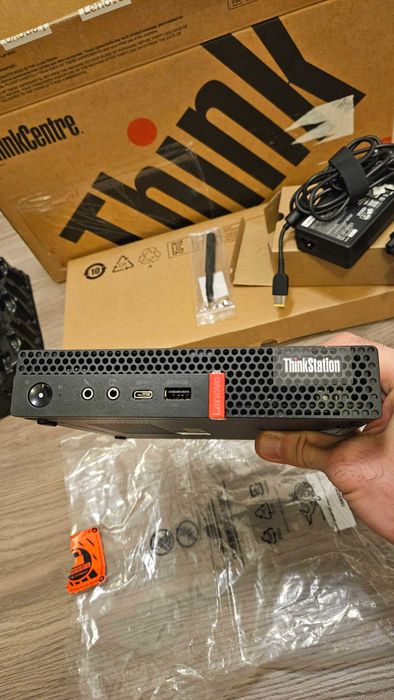 Lenovo ThinkCentre M720q Tiny i5-9600T 16GB DDR4 Win11 full box