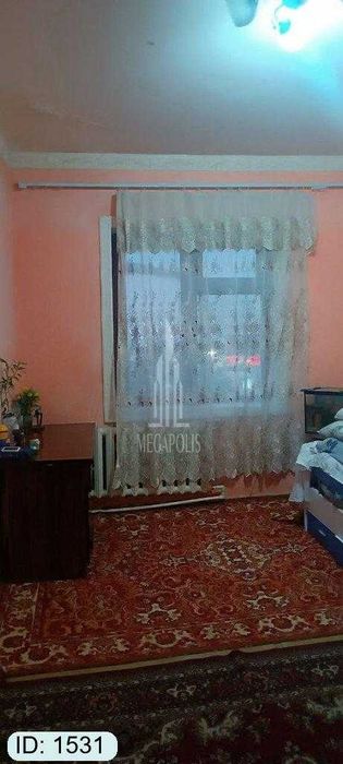 Sharq 1 da 3 xona kvartira sotiladi №1535