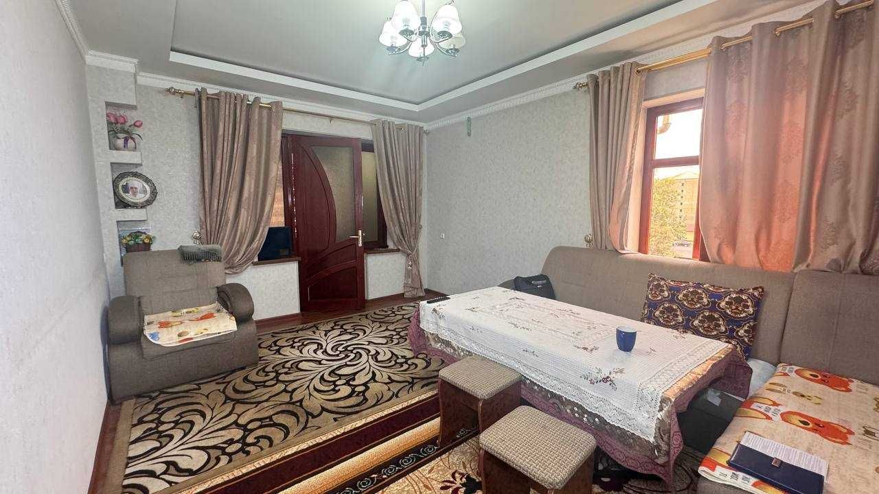 Текистел БУРЖ Аптекаси 2 хонали квартира сотилади. ID: 1175