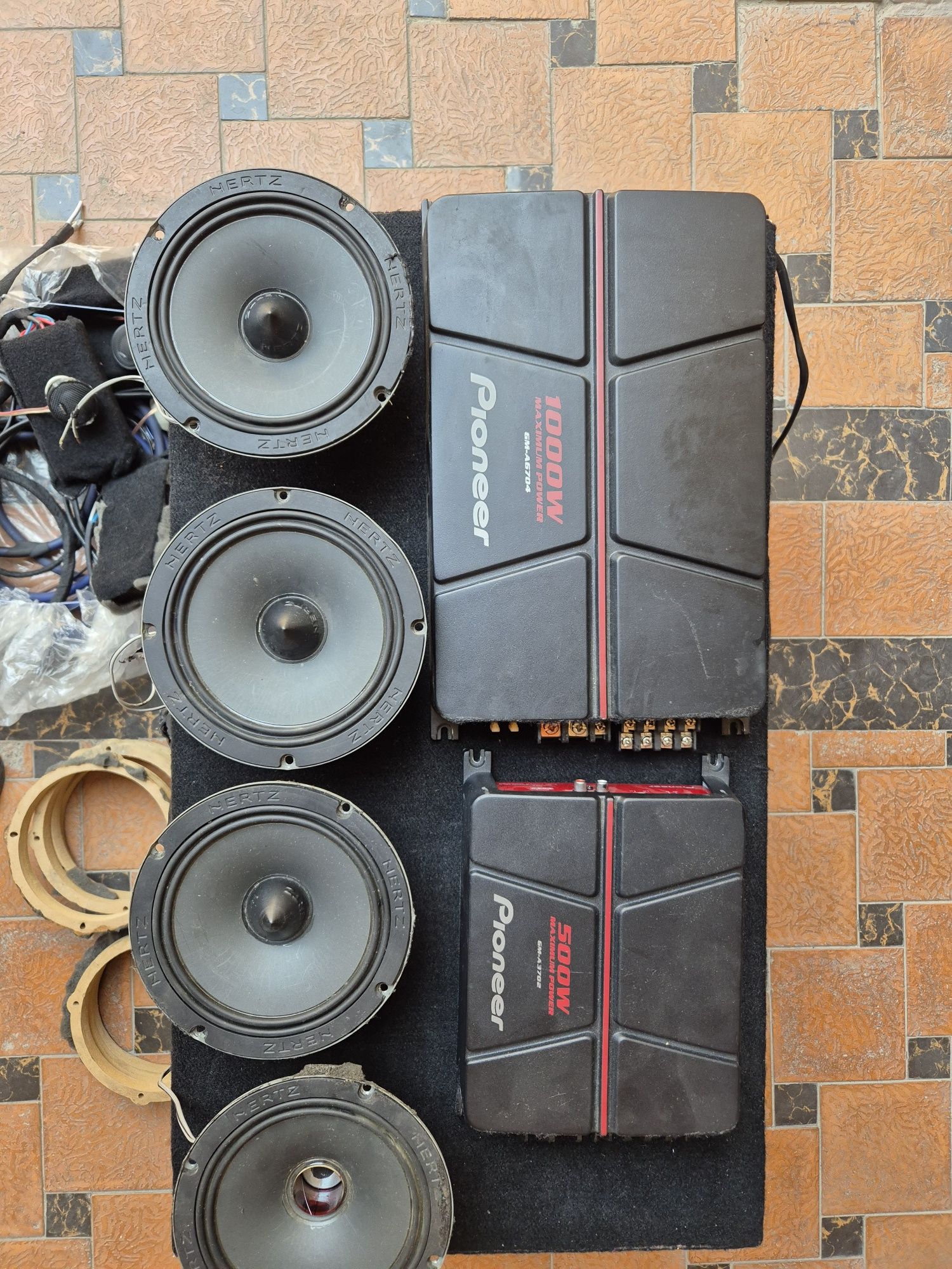 PIONEER   HERTZ  audio sistem