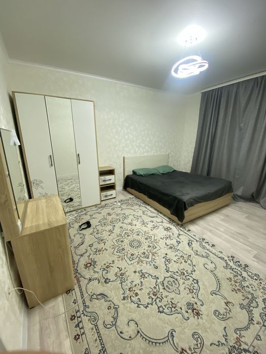 Продам спальный гарнитур