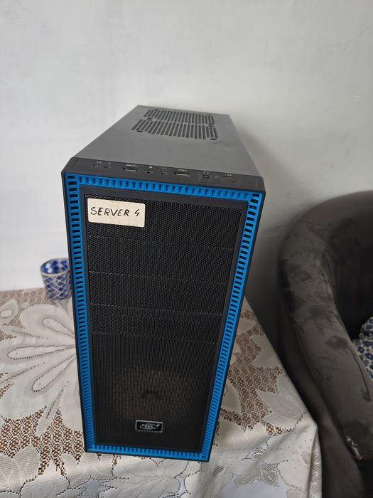 PC + monitor. Procesor i7. Bun pentru gaming sau birou. Putin folosit.