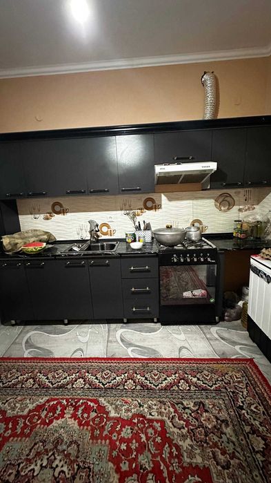 Янги домдан 2 хонали квартира барча жихозлари билан сотилади Шарк-2