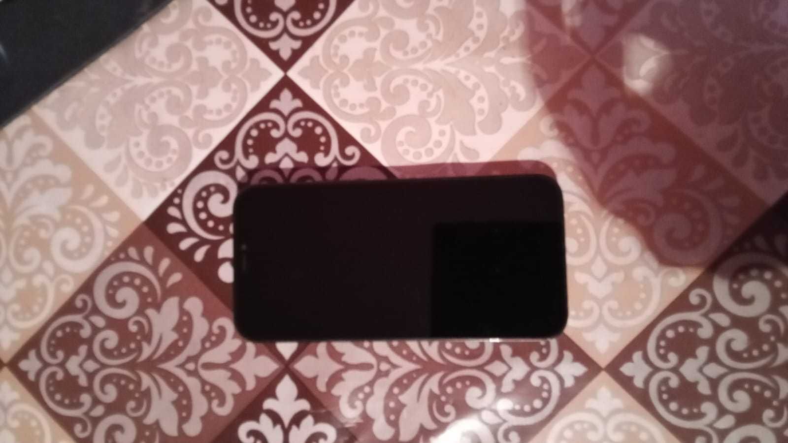Iphone 12 pro pentru piese