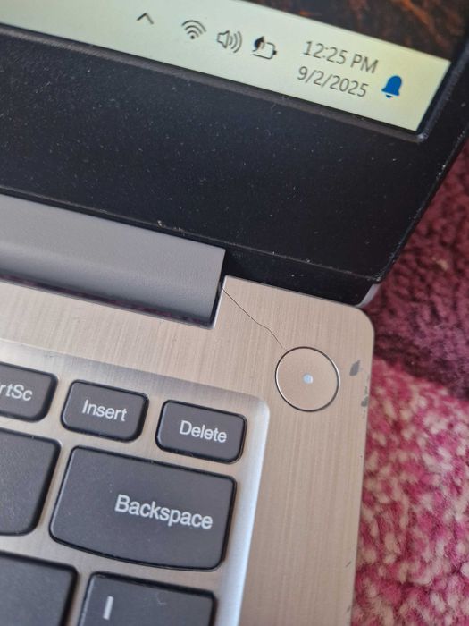 Lenovo 14 | i3-1005G1 - 8GB |