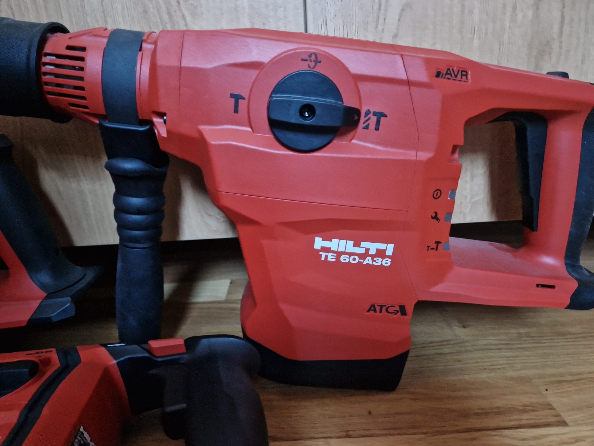 Hilti rotopercutor pe acumulator