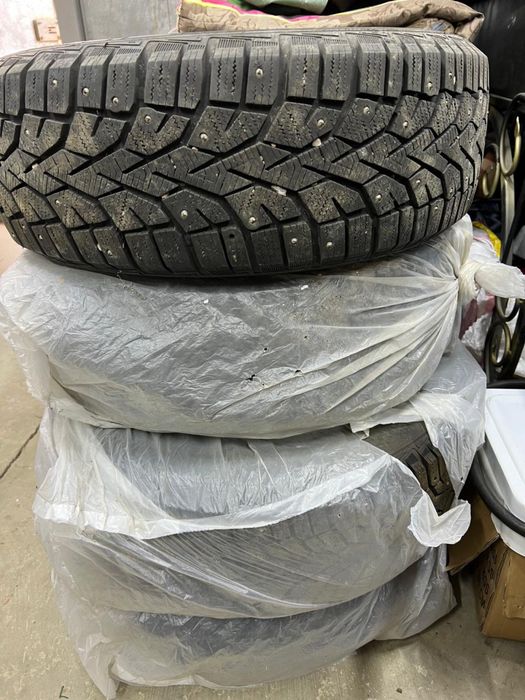 Продам зимнюю резину б/у