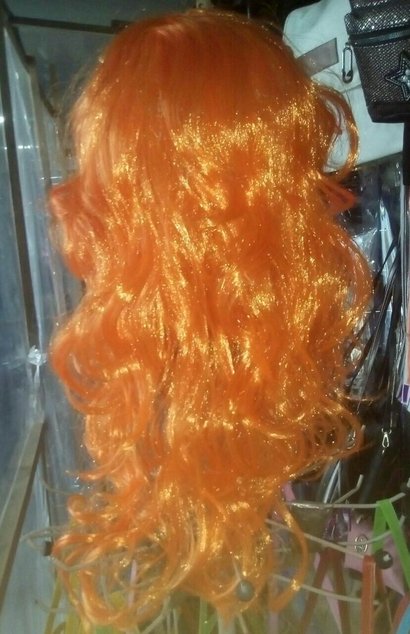 Rangli Parik Suniy  sochlar  искусственного волосы
Цветной Парик