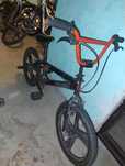 Bicicleta tip BMX