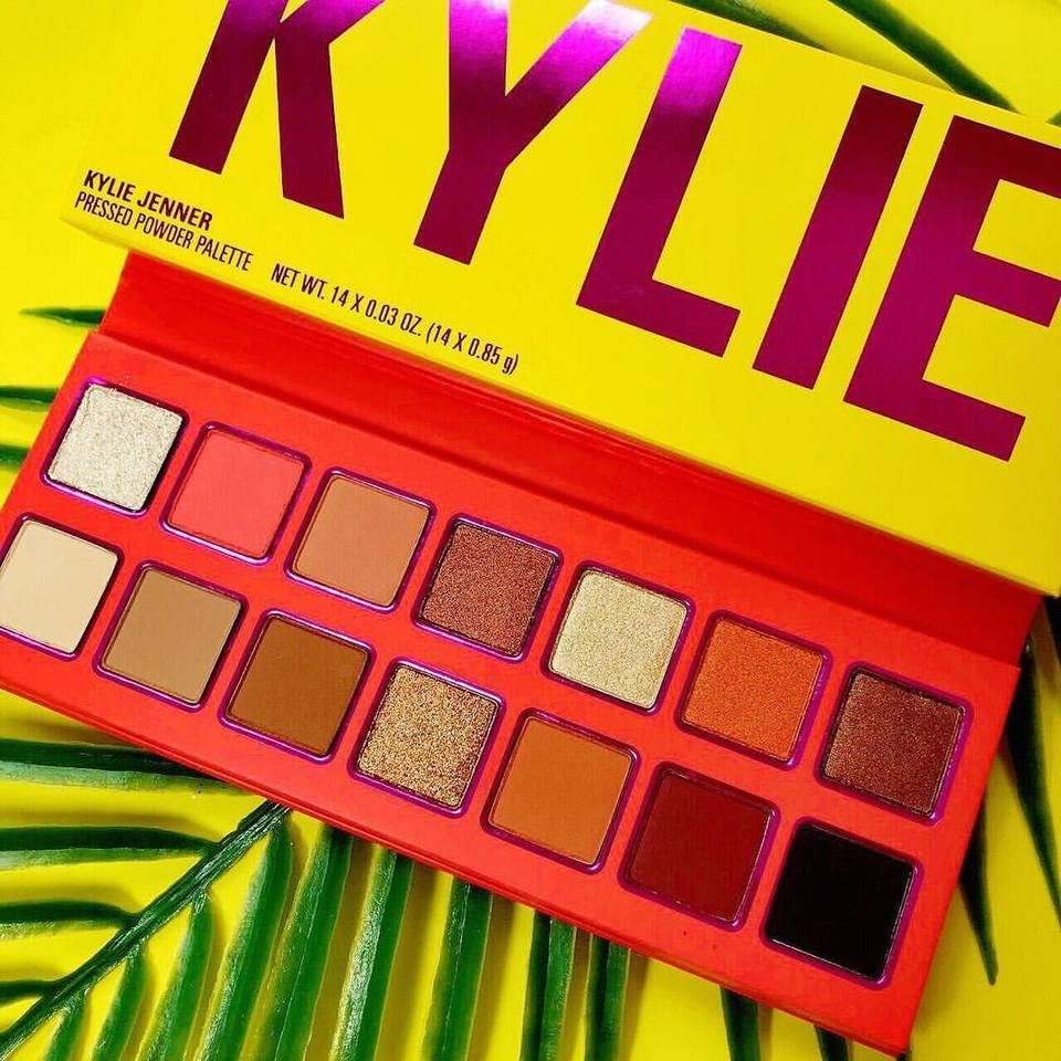 Kylie Cosmetics Summer палитра сенки