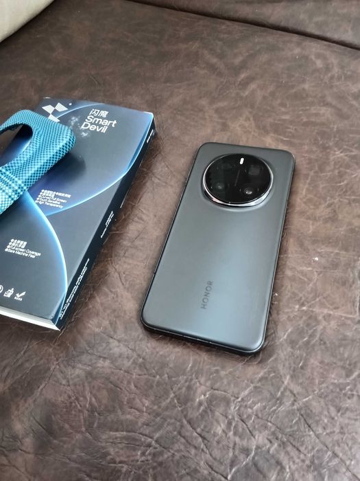 Honor Magic 7 Pro без куриери