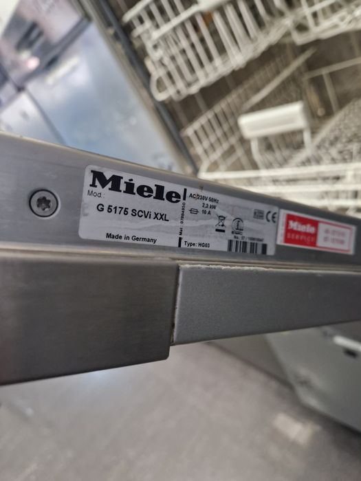 Съдомиялна за вграждане Miele G5175 XXL
