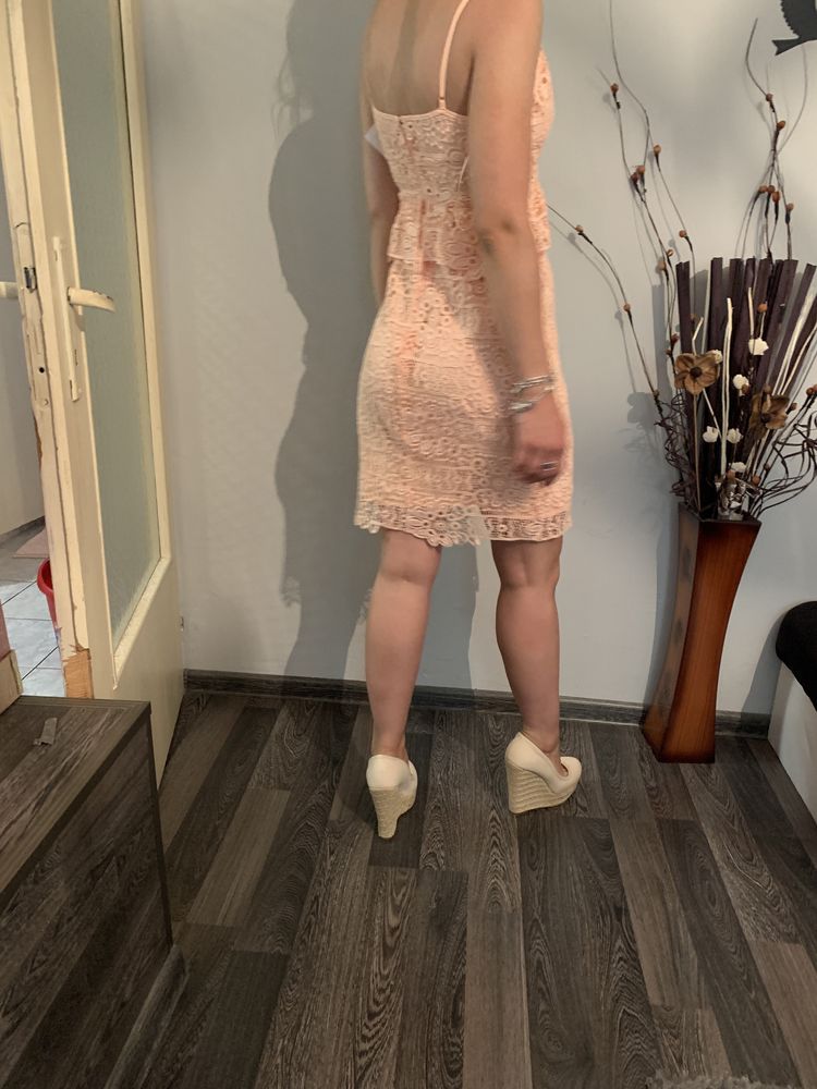 Рокля Guess S размер