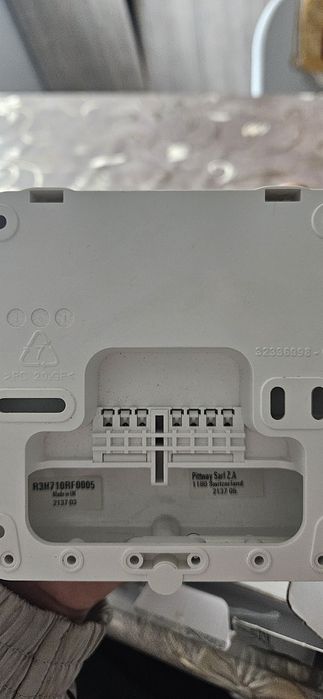 Termostat Ambiental pentru centrală fără fir wi fi  Honeywell  T3R