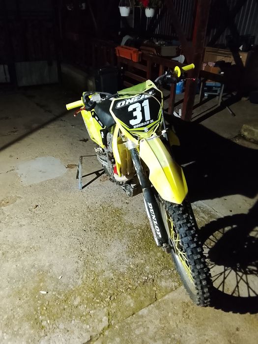 Vând Suzuki rmz 450 2017