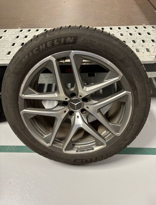 Мерцедес 20 zoll AMG джанти с гуми