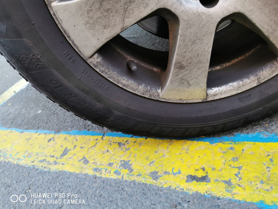 Michelin 215 65 16