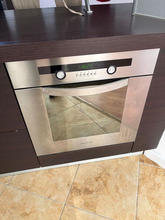 Продам встраиваемую духовку