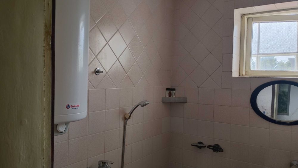 Тристаен апартамент в района на Бакарди