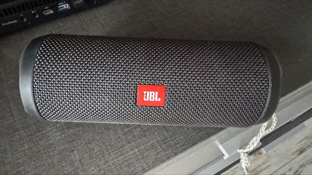 JBL Flip 4 bluetooth колонка