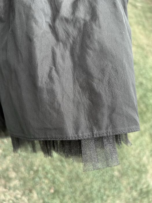Fustă neagră elegantă/ ocazie Guara mărimea 40 cu volan asimetric