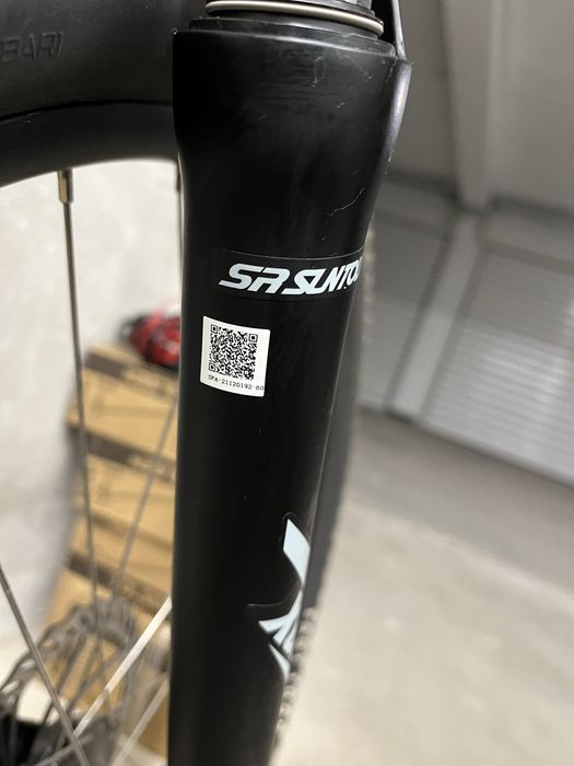 Вилка SR Suntour XCE 29 инча колело,стержен 1 1/8 прав